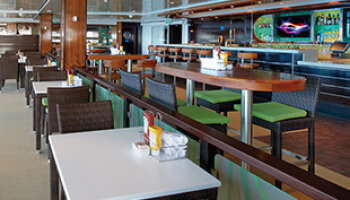 1548636780.9489_r362_Norwegian Cruise Line Norwegian Breakaway Interior Uptown Bar and Grill.jpg